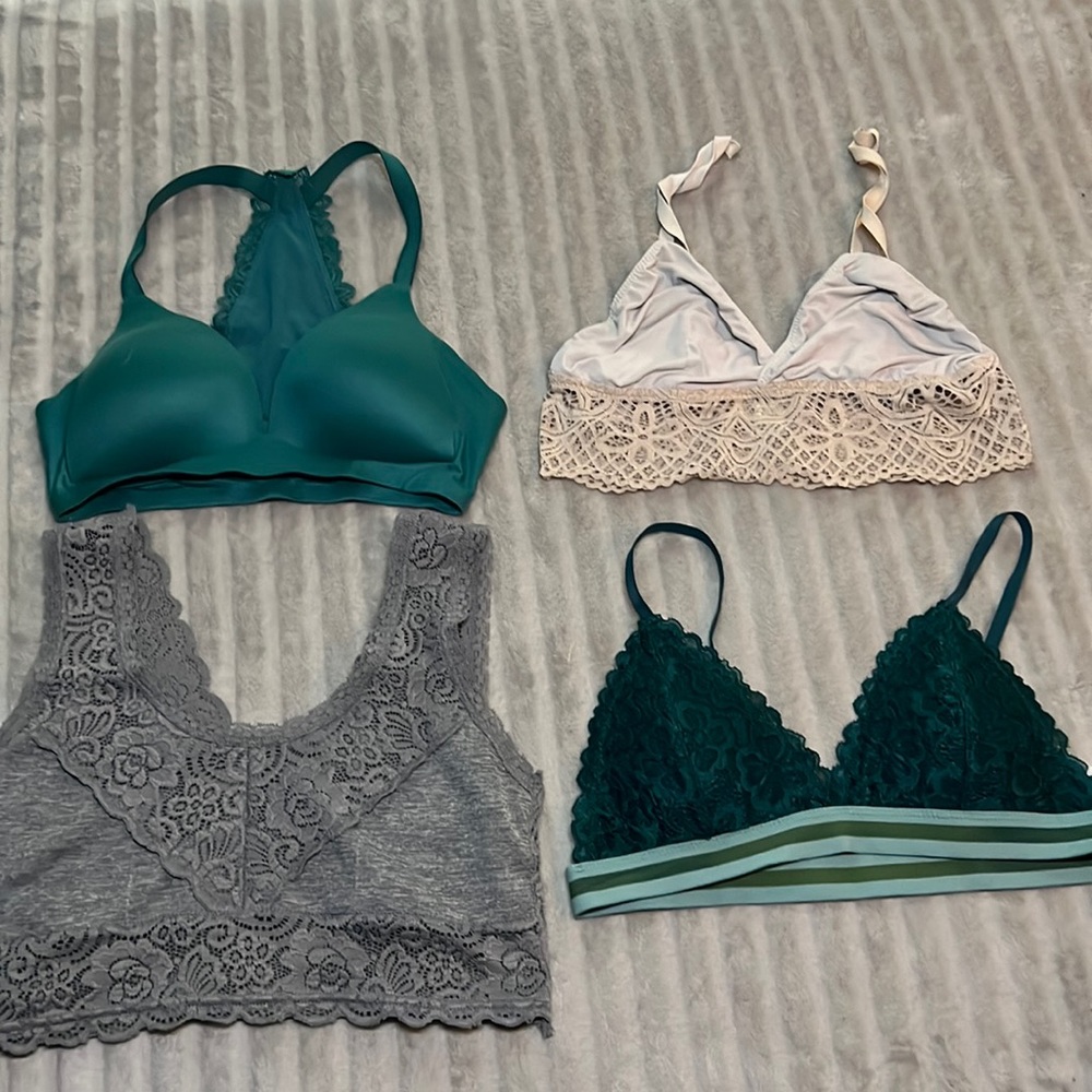 Bralette bundle of 4